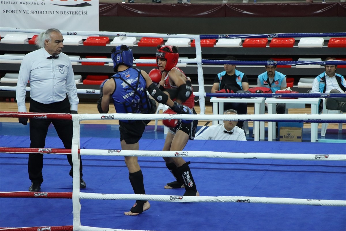 Kırklareli'nde Türkiye Muaythai Federasyonunca düzenlenen Hayrullah Camadan Gençler Türkiye...