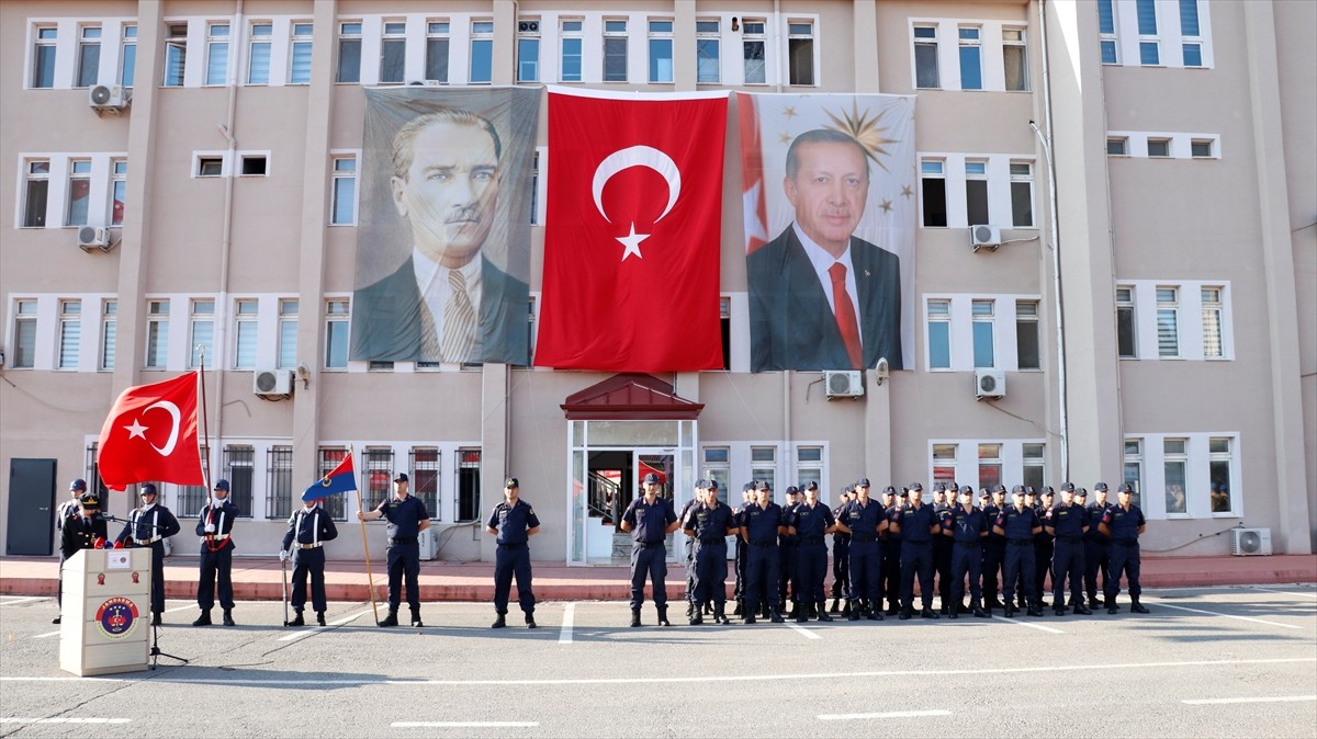 Kocaeli'de, jandarma teşkilatının 186'ncı kuruluş yıl dönümü düzenlenen törenle...