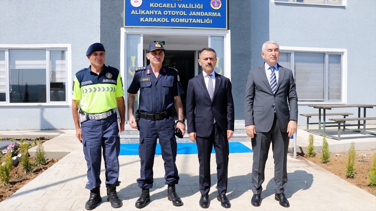Kocaeli Valisi İlhami Aktaş, kentte Kurban Bayramı trafiği tedbirlerine yönelik incelemelerde...