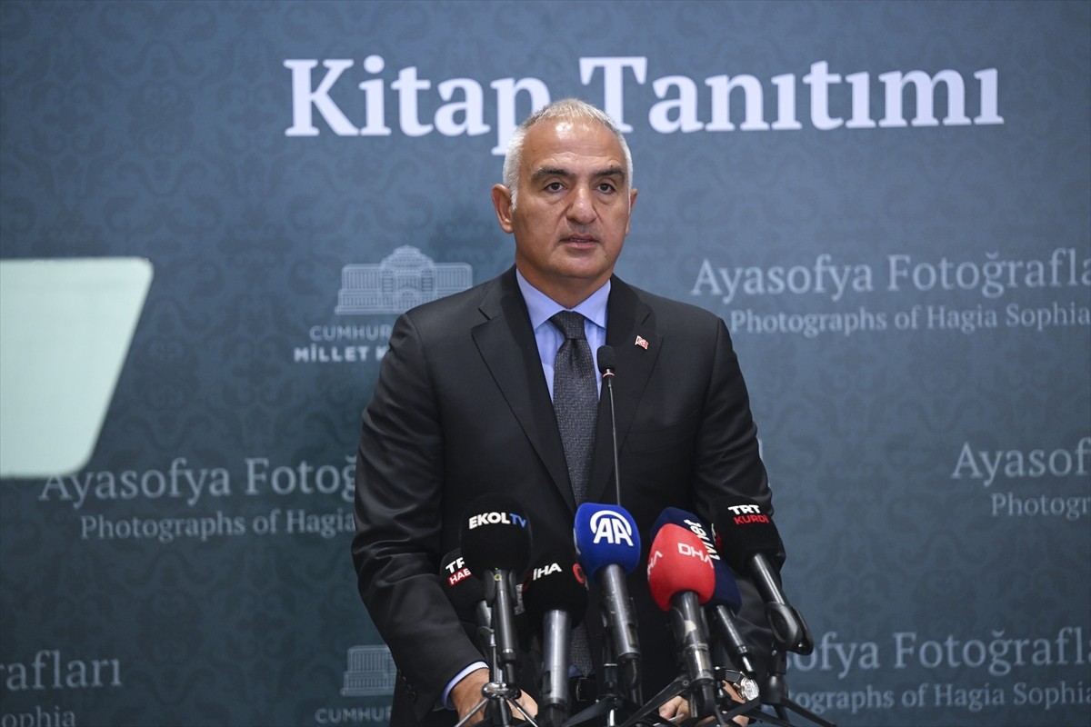 Kültür ve Turizm Bakanı Mehmet Nuri Ersoy, Cumhurbaşkanlığı himayelerinde Kültür ve Turizm...