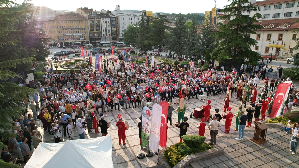 Kurtuluş Savaşı'nda İnebolu Limanı'na gelen silah ve cephanenin Anadolu'ya sevk edildiği 95...