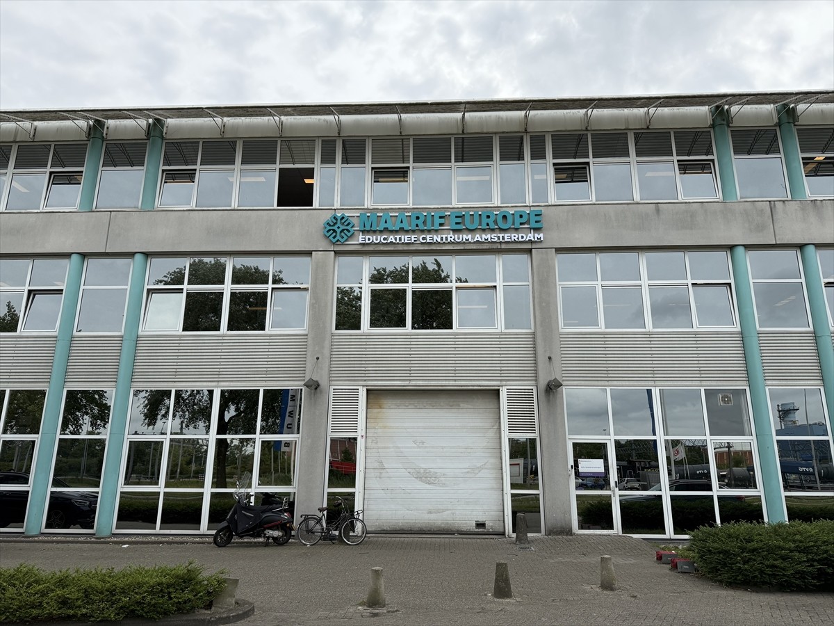  Maarif Europe Amsterdam Eğitim Merkezi açıldı. Türkiye Maarif Vakfı tarafından Hollanda'da...