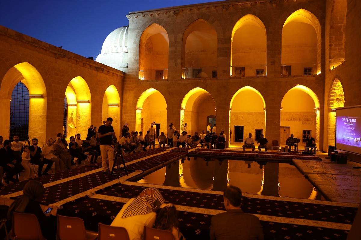  Mardin'de Yükseköğretim Kurulu (YÖK) ve Mardin Artuklu Üniversitesi (MAÜ) işbirliğiyle düzenlenen...