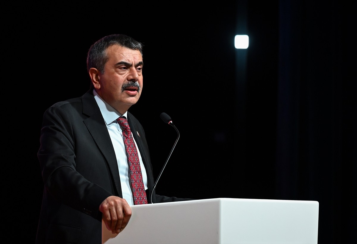Milli Eğitim Bakanı Yusuf Tekin, Milli Eğitim Bakanlığı (MEB) Şura Salonu'nda düzenlenen "Anadolu...
