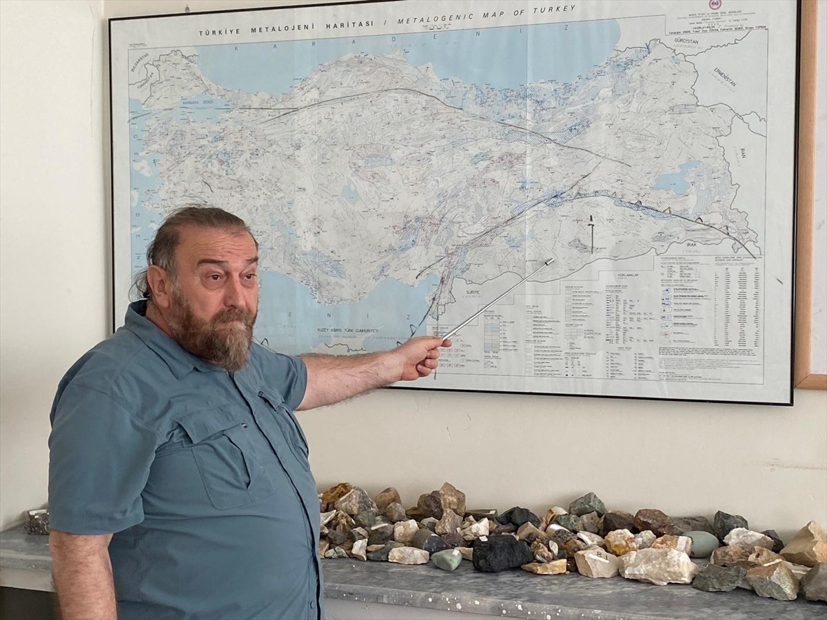 "Doğu Anadolu Fay Hattı'ndaki enerji birikmesine" dikkati çeken uzmanlar, Bingöl ve çevresinde...