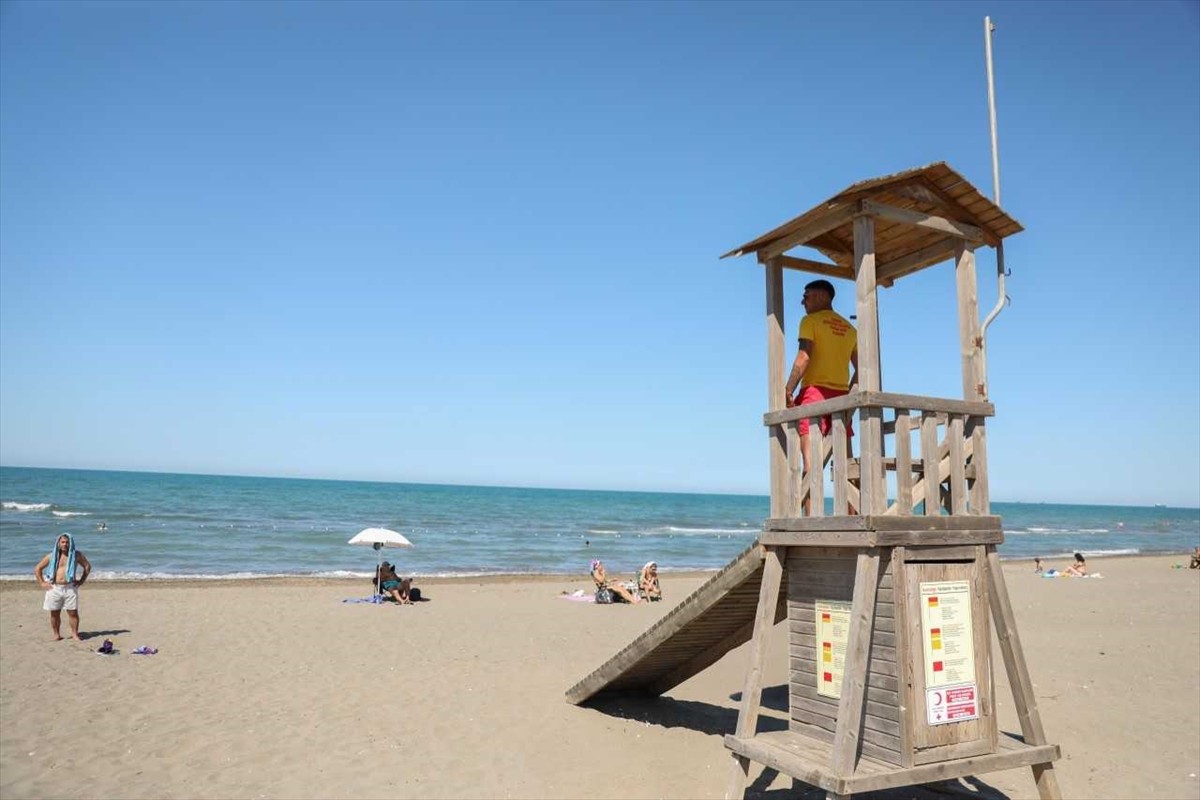 Samsun Büyükşehir Belediyesi'nde görevli cankurtaranların 18 günde 26 kişiyi boğulmaktan...