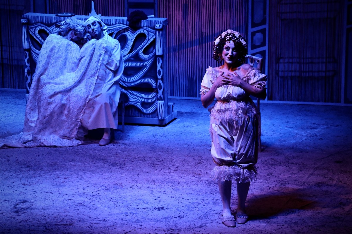 Samsun Devlet Opera ve Balesi, Georges Bizet'in ödüllü eseri "Doktor Mucize" operasını...