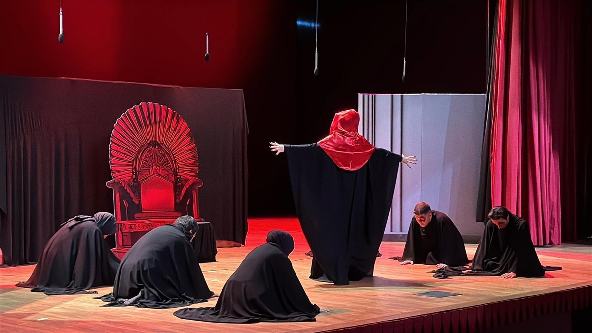 Sultanbeyli Belediyesi İnsan ve Şehir Akademisinin yıl sonu etkinlikleri kapsamında "Bizim Evin...