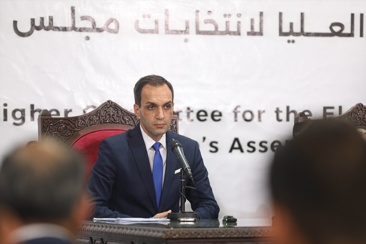 Suriye'de Baas rejiminin yıkılmasının ardından yeni parlamento üyelerinin belirlenmesi amacıyla...