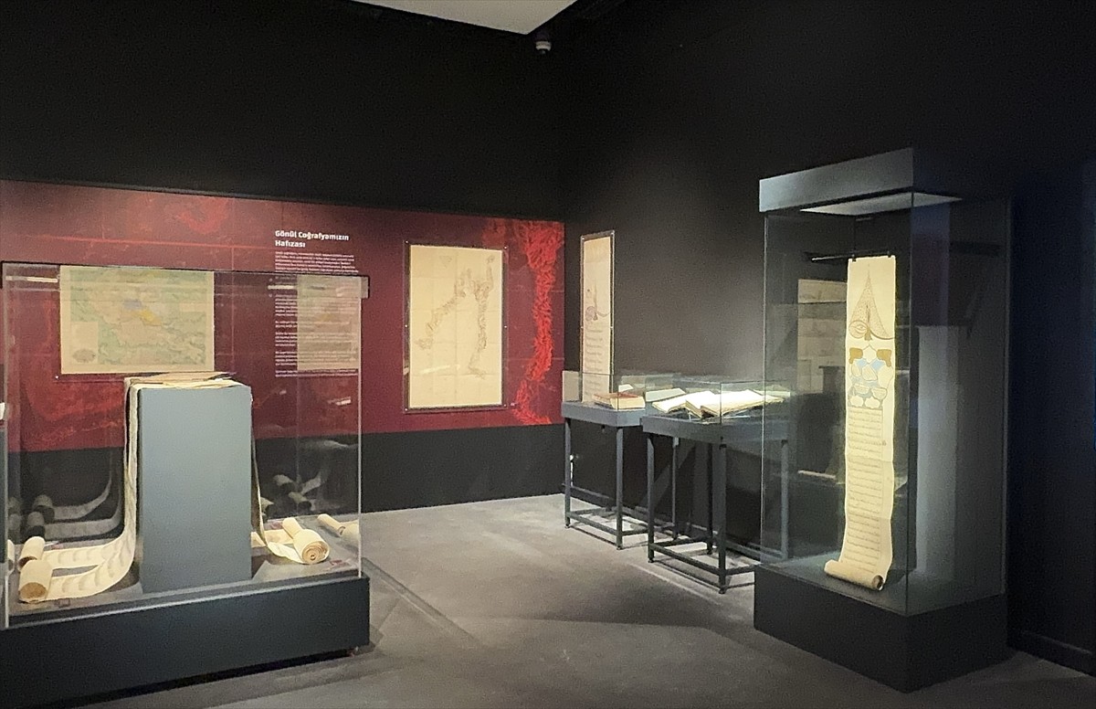 Tapu ve Kadastro Arşiv Dairesinin zengin koleksiyonlarından uzmanlarca derlenen "Toprağın...