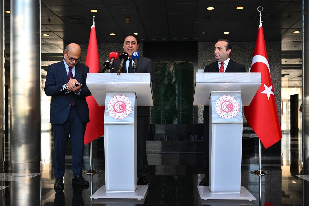 Ticaret Bakan Yardımcısı Mustafa Tuzcu (sağda), Türkiye-Fas Serbest Ticaret Anlaşması (STA) Ortak...