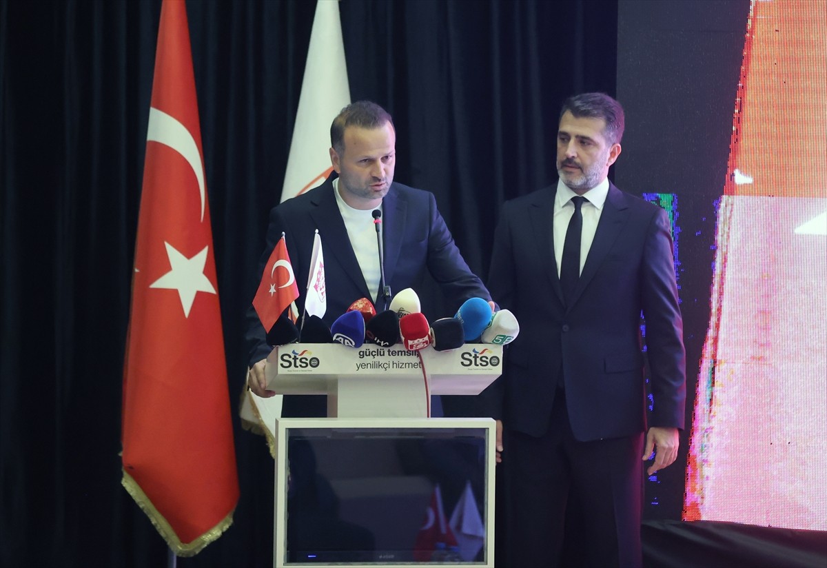 Trendyol 1. Lig ekiplerinden Sivasspor, teknik direktör Osman Zeki Korkmaz ile anlaşmaya vardı....