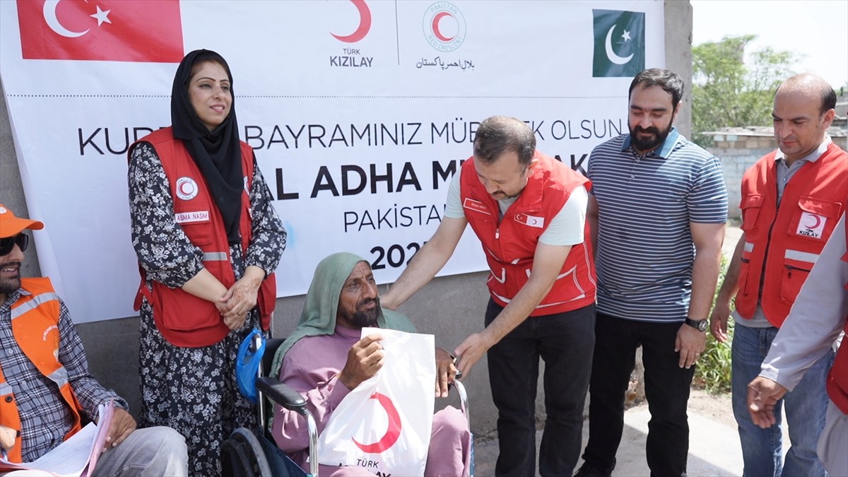 Türk Kızılay, 2025 yılı kurban organizasyonu kapsamında Pakistan’ın başkenti İslamabad’da 300...
