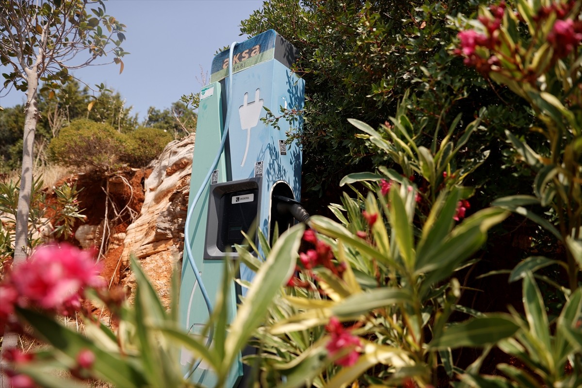 Türkiye'de elektrikli araç kullanımı artarken konut sitelerindeki yeni düzenleme ve uygulamalar...