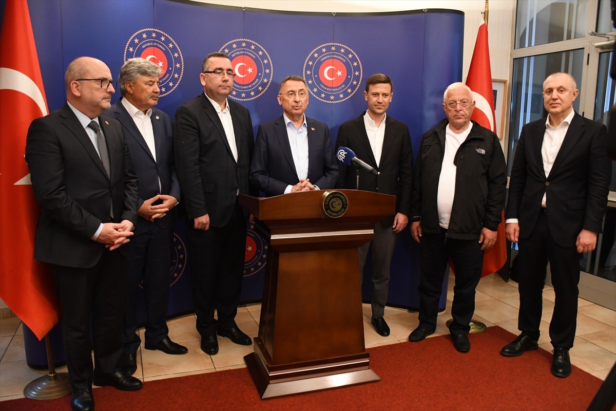 Türkiye Büyük Millet Meclisi (TBMM) Dışişleri Komisyonu Başkanı Fuat Oktay (sol4) ile...