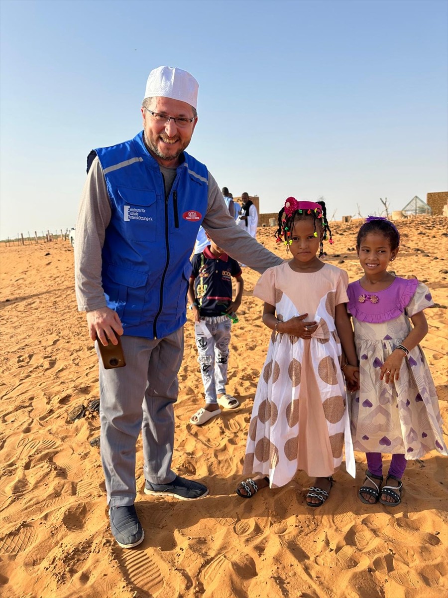 Türkiye Diyanet Vakfı (TDV), "Vekaletle Kurban Kesim Programı" kapsamında yapılan bağışlarla...