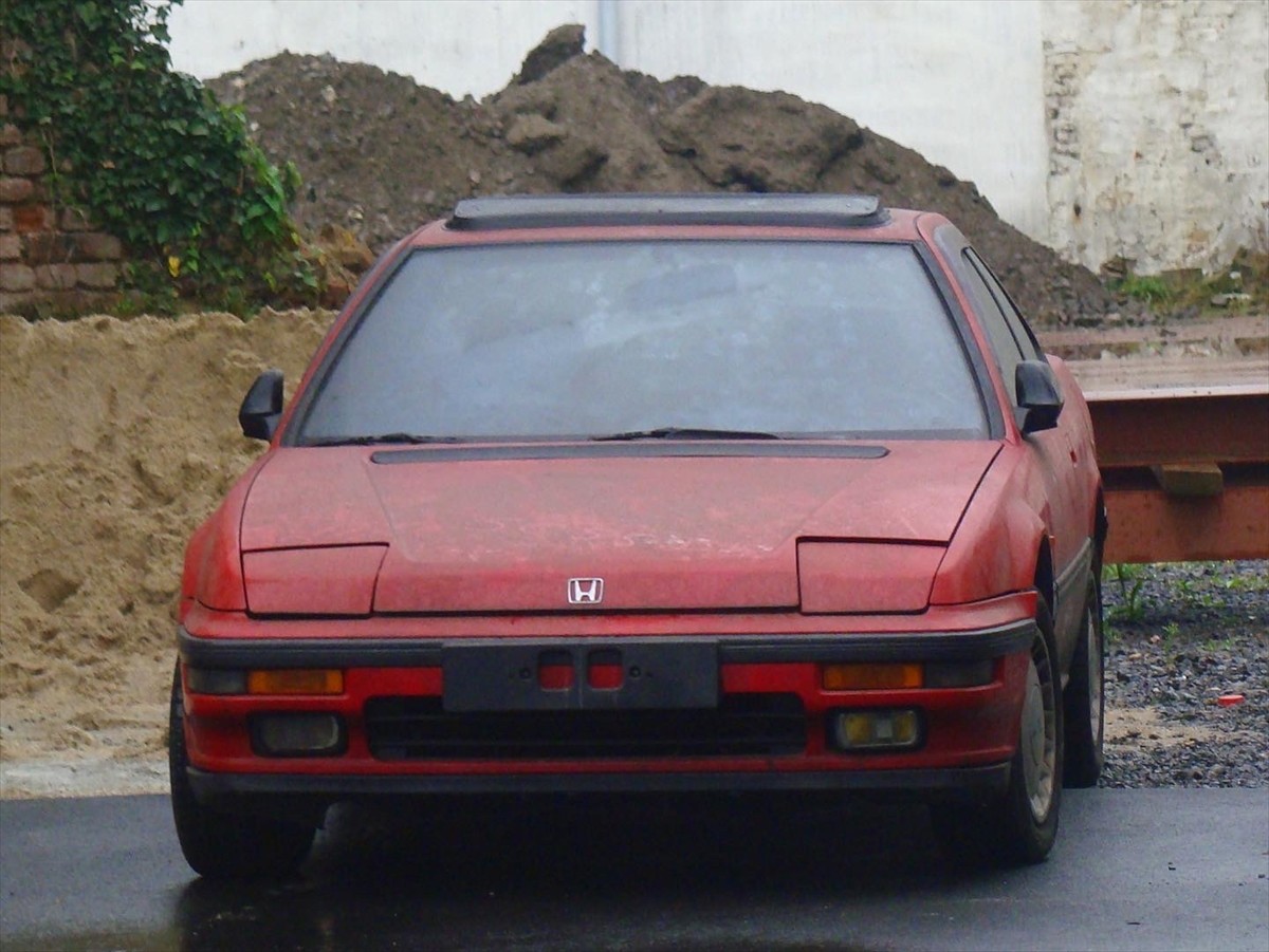 Ünlü sanatçı Barış Manço'nun otomobili, 12-14 Haziran'da Marmara Park AVM'de sergilenecek.