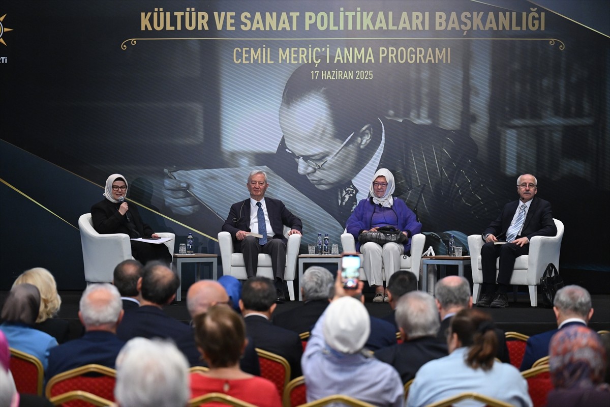 Yazar, düşünür, çevirmen ve eğitimci Cemil Meriç, vefatının 38. yılında anıldı. AK Parti Kültür ve...