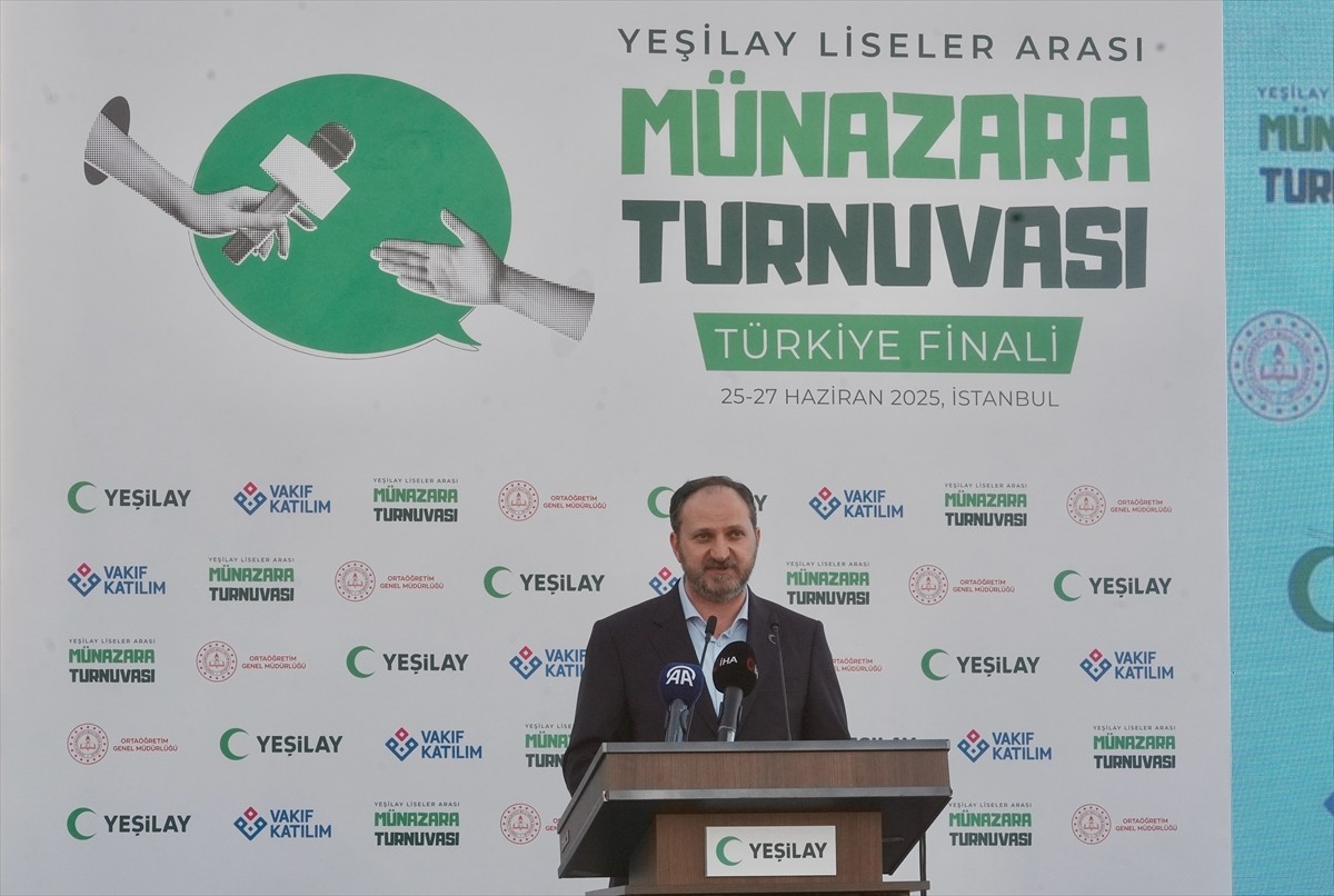 Yeşilay tarafından Milli Eğitim Bakanlığı işbirliğiyle hayata geçirilen Yeşilay Liseler Arası...