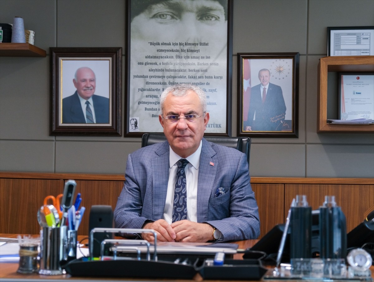 Adana Sanayi Odası (ADASO) Yönetim Kurulu Başkanı Zeki Kıvanç, "Terörsüz Türkiye" sürecine ilişkin...