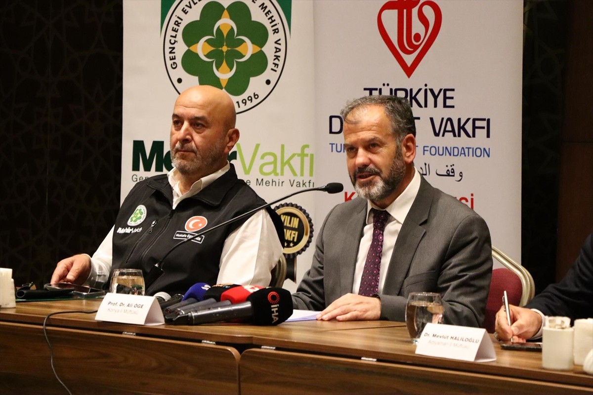 Adıyaman'da 6 Şubat 2023'teki depremlerden etkilenen 100 nişanlı çift için toplu düğün yapılacak...