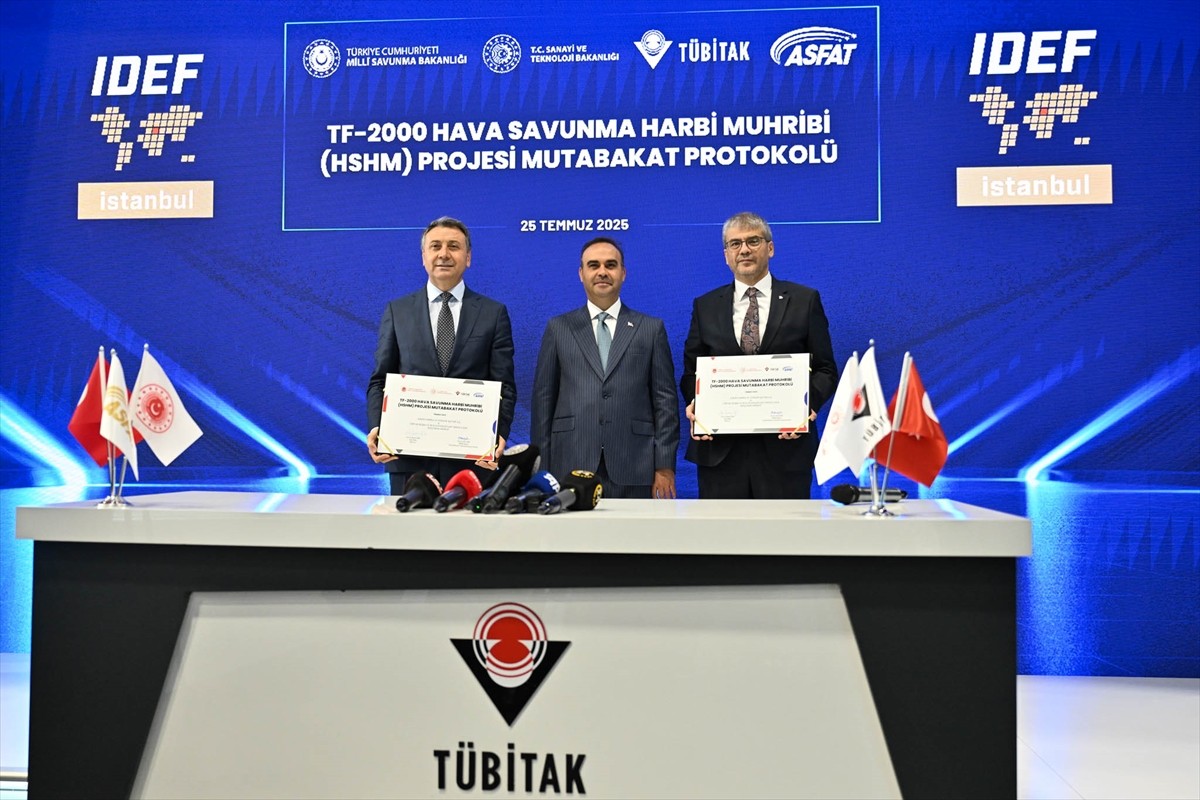 Anadolu Ajansının (AA) "Global İletişim Ortağı" olduğu 17. Uluslararası Savunma Sanayii Fuarı...