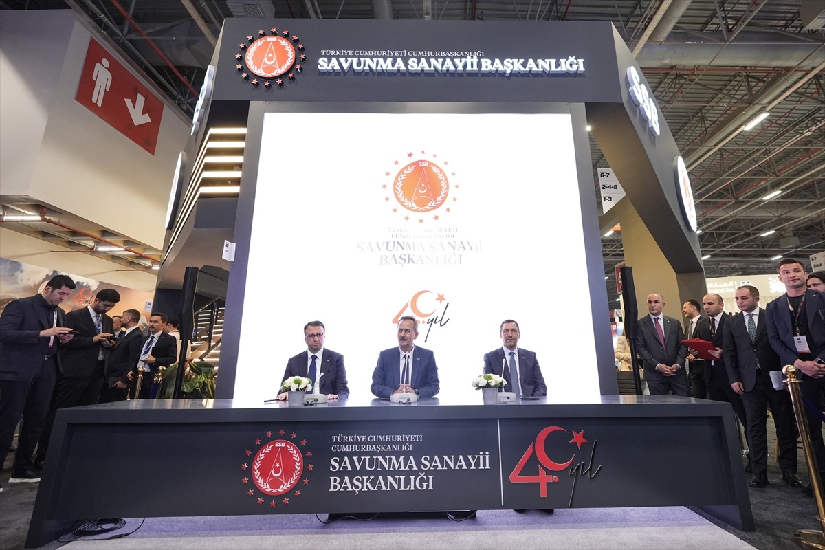 Anadolu Ajansının (AA) "Global İletişim Ortağı" olduğu, Milli Savunma Bakanlığının ev...