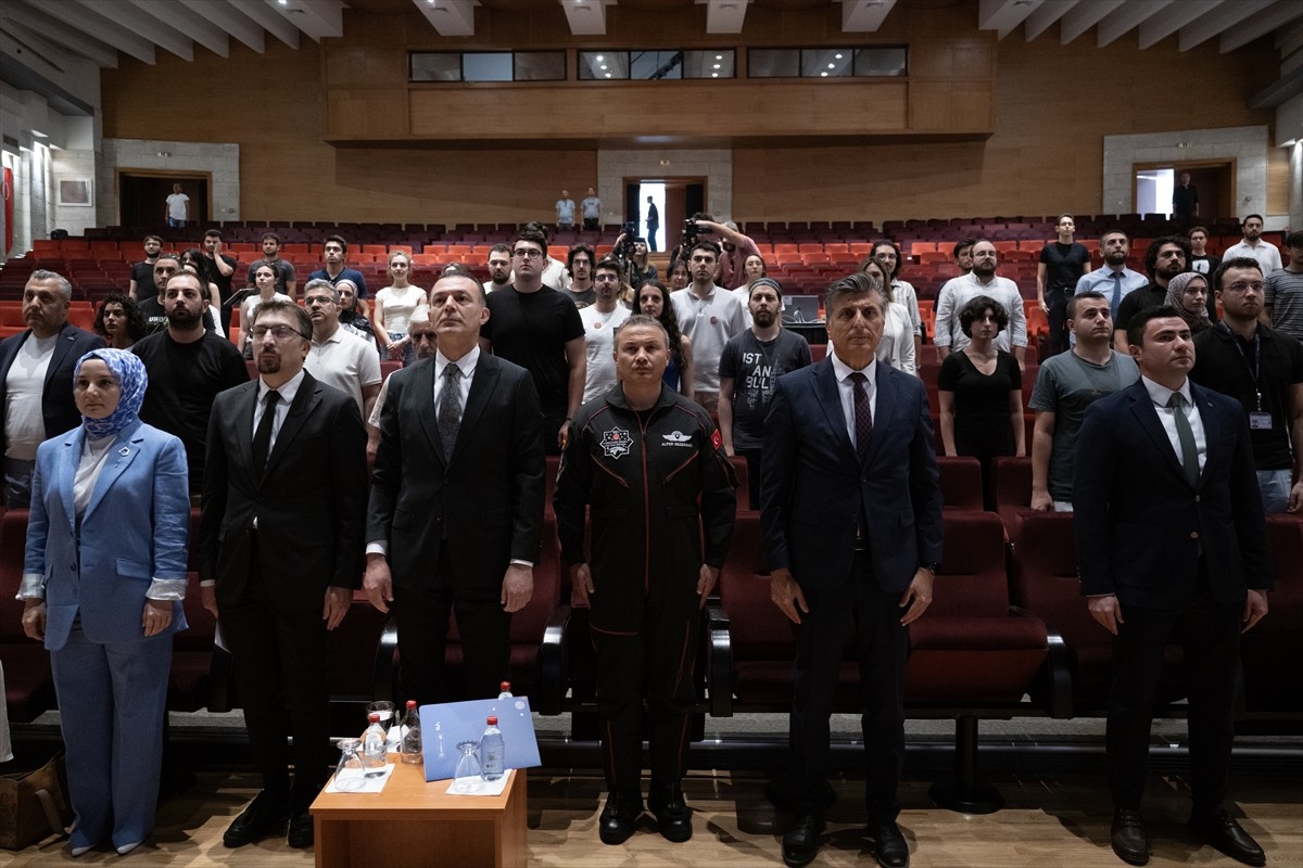 Antalya'da gelecek yıl 77'ncisi düzenlenecek "Uluslararası Uzay Kongresi (IAC) 2026" için akademi...