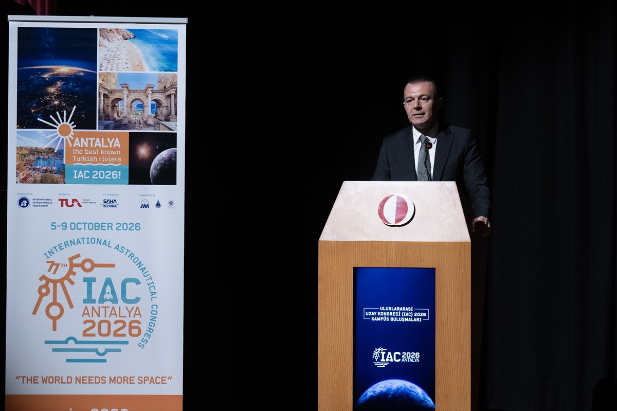 Antalya'da gelecek yıl 77'ncisi düzenlenecek "Uluslararası Uzay Kongresi (IAC) 2026" için akademi...