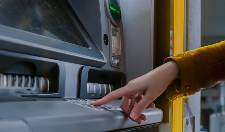 ATM'den para çekenler DİKKAT! O tuşa 1 saniye bile dokunmak paranızı buharlaştıracak 