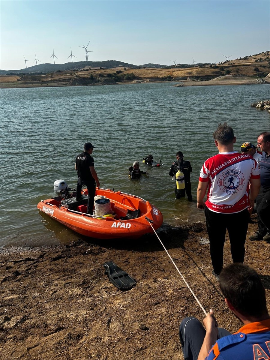 Balıkesir'in Karesi ilçesinde serinlemek için gölete giren 2 çocuk boğuldu. Çocukların cansız...