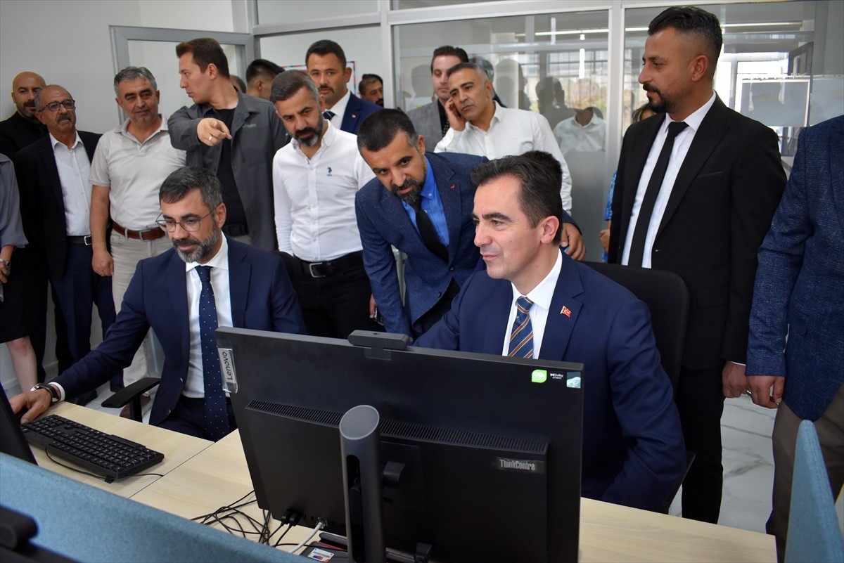 Bitlis'te, gençlerin becerilerinin artırılması ve kendilerini geliştirmeleri amacıyla kurulan...