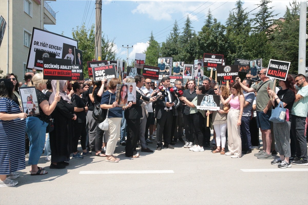Bolu Kartalkaya Kayak Merkezi'nde 78 kişinin yaşamını yitirdiği, 133 kişinin yaralandığı Grand...