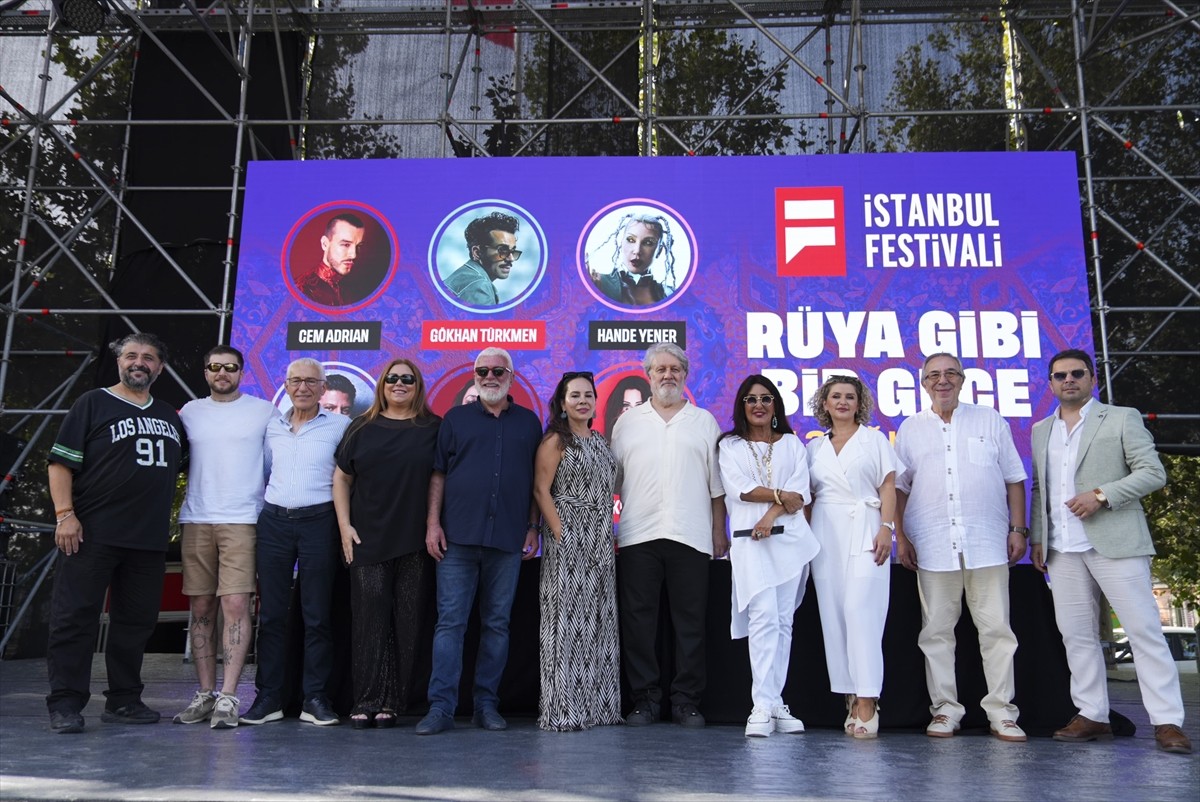 Bu yıl 25'inci kuruluş yıl dönümünü kutlayan Müzik Yorumcuları Meslek Birliği (MÜYORBİR)...