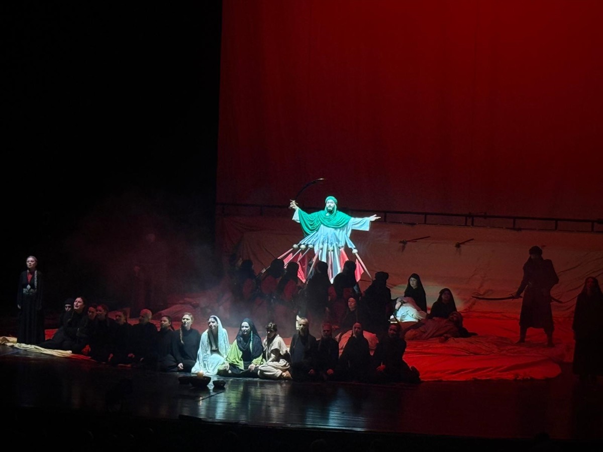 Bursa'da, Kültür ve Turizm Bakanlığınca düzenlenen Türkiye Kültür Yolu Festivali'nde "Kerbela"...