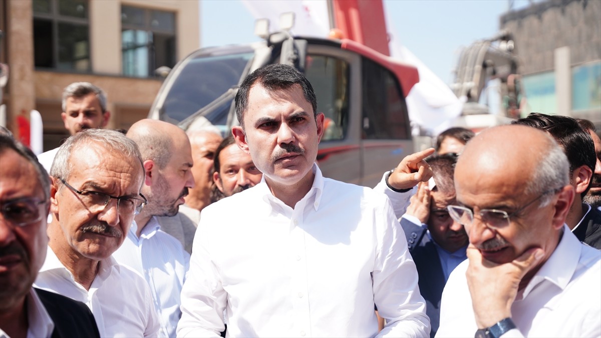 Çevre, Şehircilik ve İklim Değişikliği Bakanı Murat Kurum, Malatya'da inşa çalışmaları devam eden...