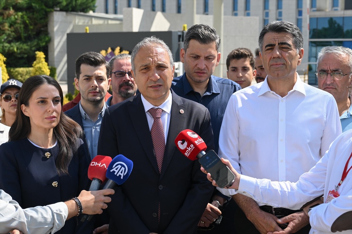 CHP, Milli Eğitim Bakanlığının Proje Okul Yönetmeliği'nin yürürlüğünün durdurulması ve iptali...
