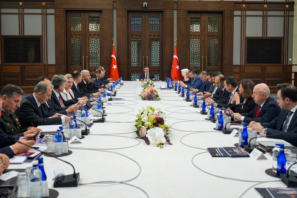 Cumhurbaşkanı Yardımcısı Cevdet Yılmaz, Cumhurbaşkanlığı Külliyesi'ndeki Türkiye Coğrafi Bilgi...