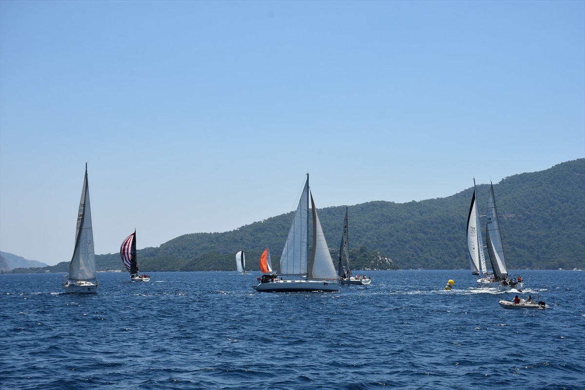 Cumhurbaşkanlığı 6. Uluslararası Yat Yarışları'nın Kıbrıs etabı başladı. Cumhurbaşkanlığı 6....