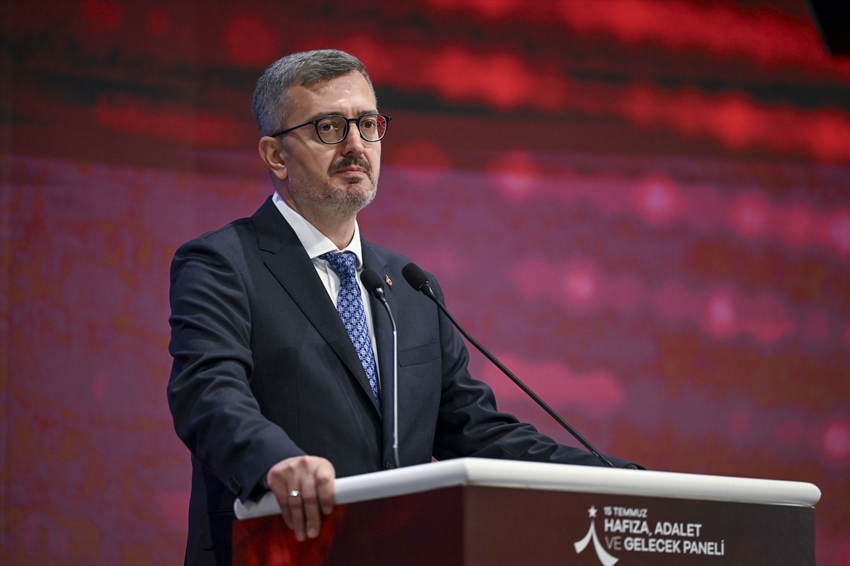 Cumhurbaşkanlığı İletişim Başkanı Burhanettin Duran, Cumhurbaşkanlığı İletişim Başkanlığı'nda...