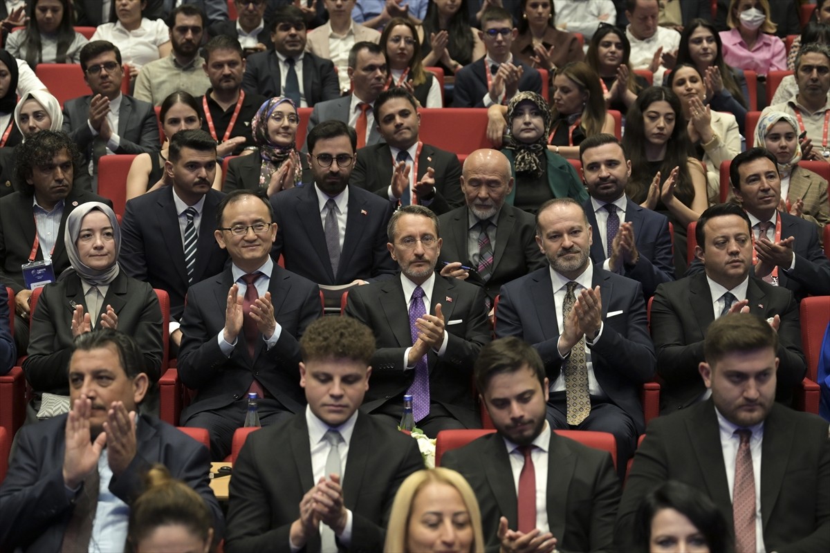 Cumhurbaşkanlığı İletişim Başkanı Fahrettin Altun, İletişim Başkanlığınca düzenlenen "Türkiye-Çin...