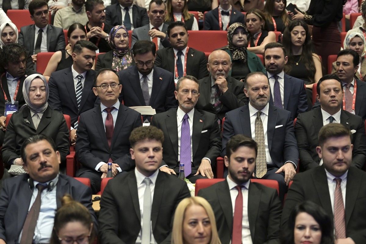 Cumhurbaşkanlığı İletişim Başkanı Fahrettin Altun, İletişim Başkanlığınca düzenlenen "Türkiye-Çin...