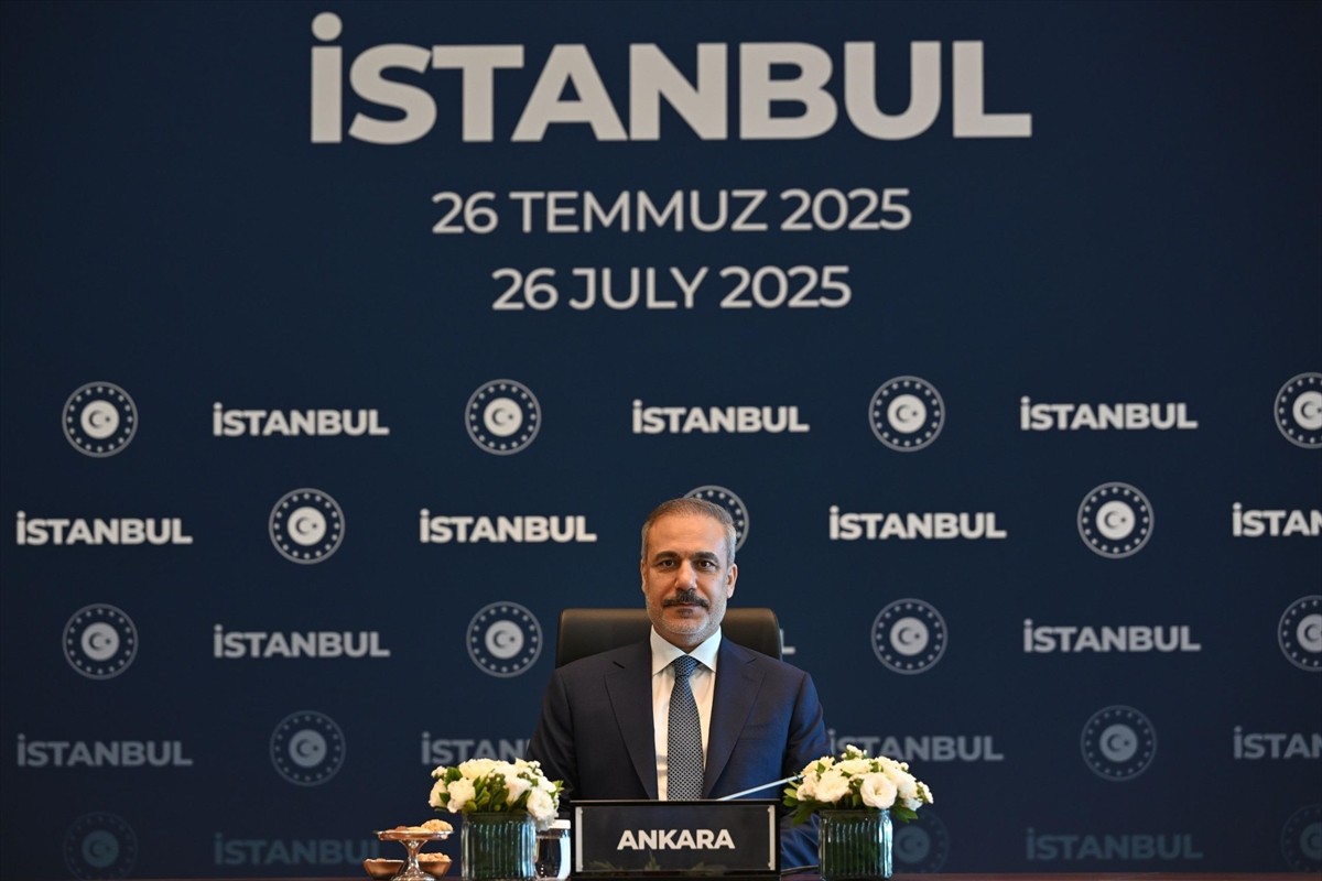 Dışişleri Bakanı Hakan Fidan, İstanbul’da düzenlenen Balkan Barış Platformu’na katılarak etkinlik...