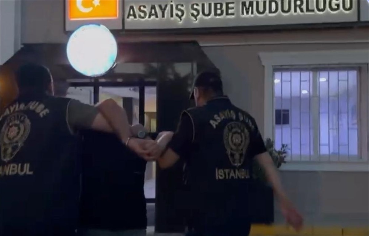 Eyüpsultan'da, öldürülen üniversite öğrencisi kızın cesedinin valiz içerisinde yol kenarında...