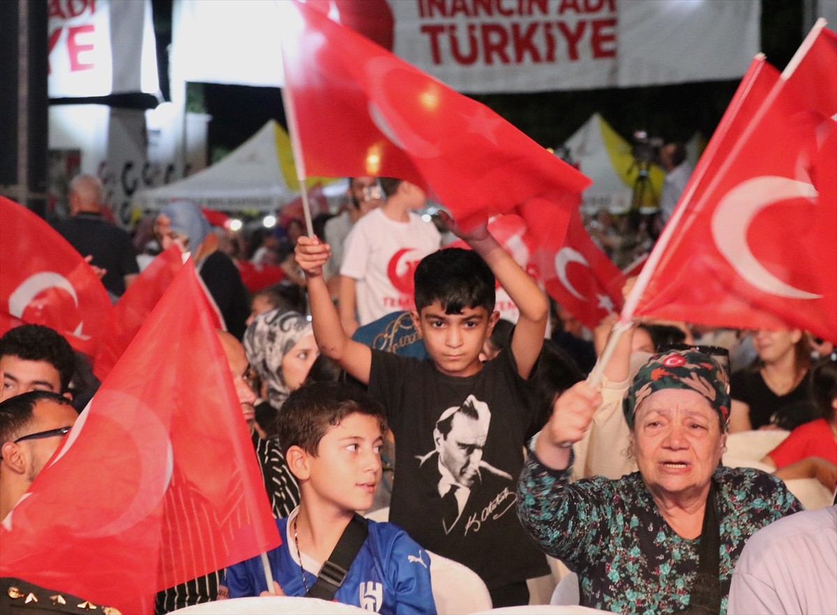 Gaziantep'te 15 Temmuz Demokrasi ve Milli Birlik Günü dolayısıyla anma programı düzenlendi.