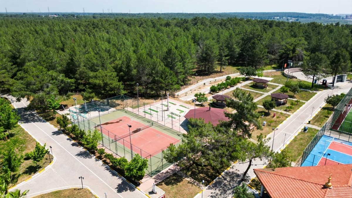 Gençlik ve Spor Bakanlığına (GSB) bağlı Spor Okulları, Gençlik Kampları ve Gençlik Yaz Kulübü'ne...