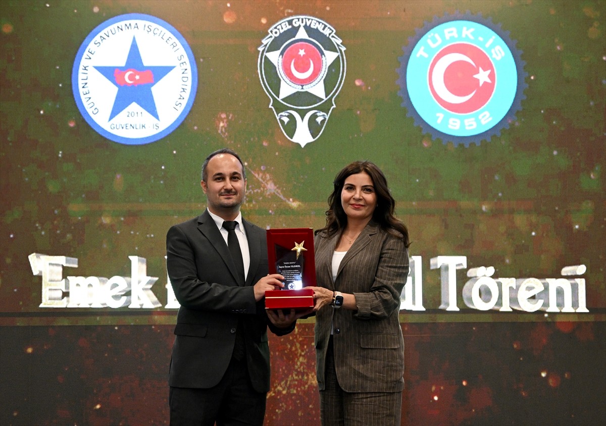 Güvenlik-İş Sendikası tarafından 24 Temmuz Gazeteciler ve Basın Bayramı dolayısıyla bir otelde...