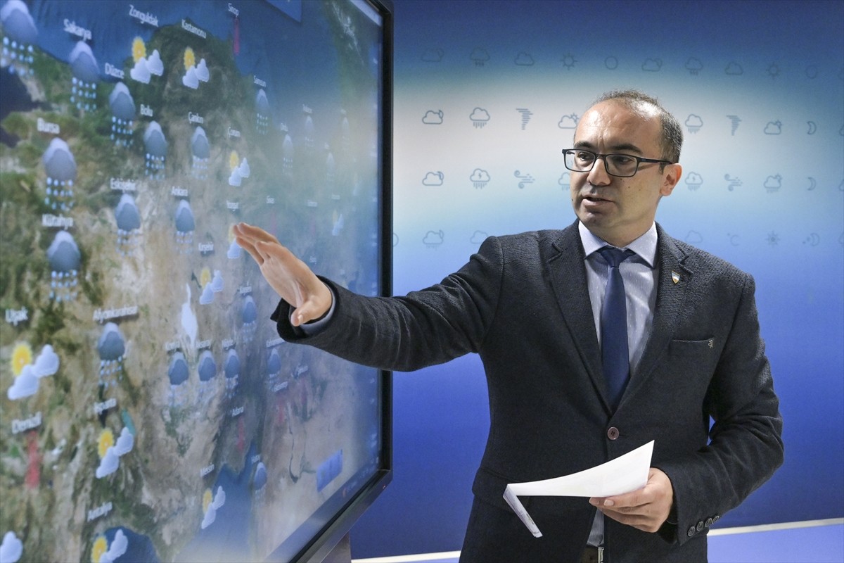 Hafta sonu yurdun büyük bölümünde yağışlı hava hakim olacak. Çevre, Şehircilik ve İklim...