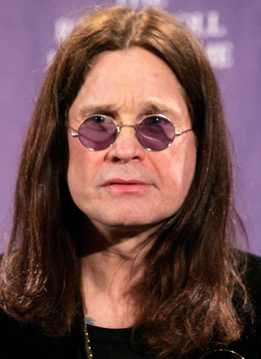 Heavy metal müziğinin efsanevi isimlerinden İngiliz şarkıcı ve söz yazarı Ozzy Osbourne, 76...