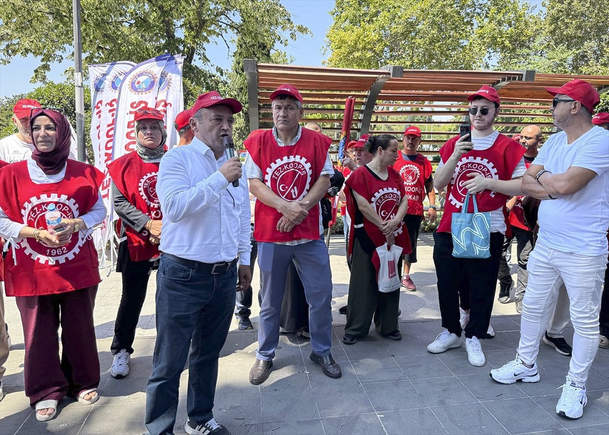 İstanbul'da, aralarında Türkiye Ticaret, Kooperatif, Eğitim, Büro ve Güzel Sanatlar İşçileri (Tez...